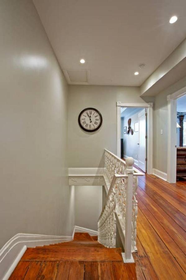 Villa Newly Renovated 4 Bed 3 Bath And 2 Parking Spots Savannah Esterno foto